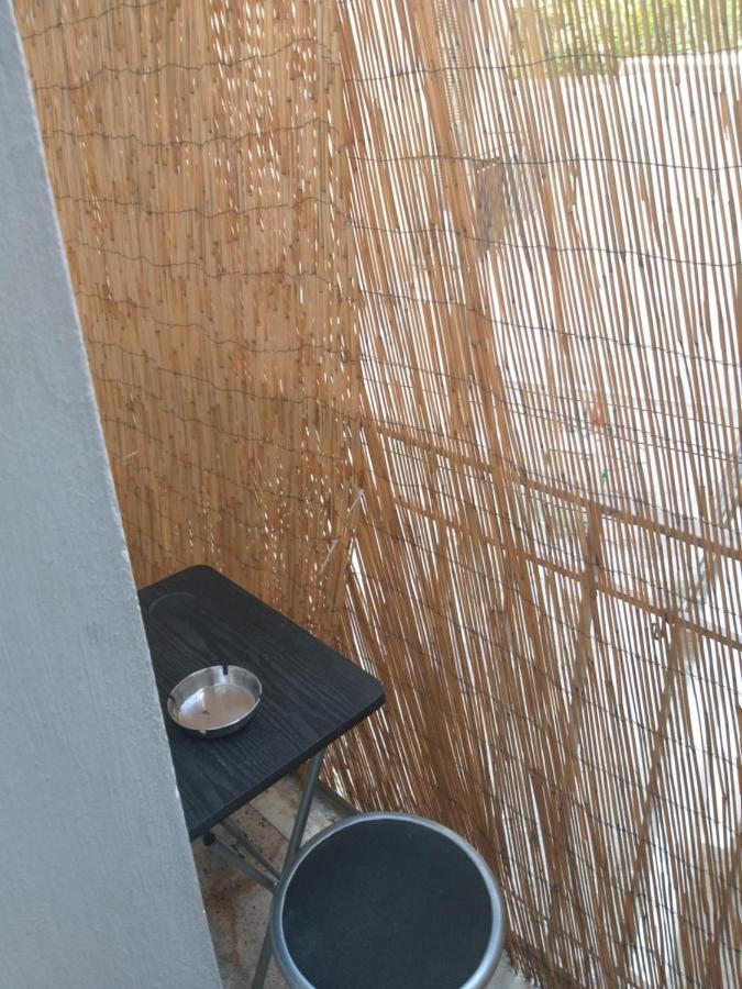 Ferienwohnung Practical Studio Next To The Subway, Train Station Athen Exterior foto